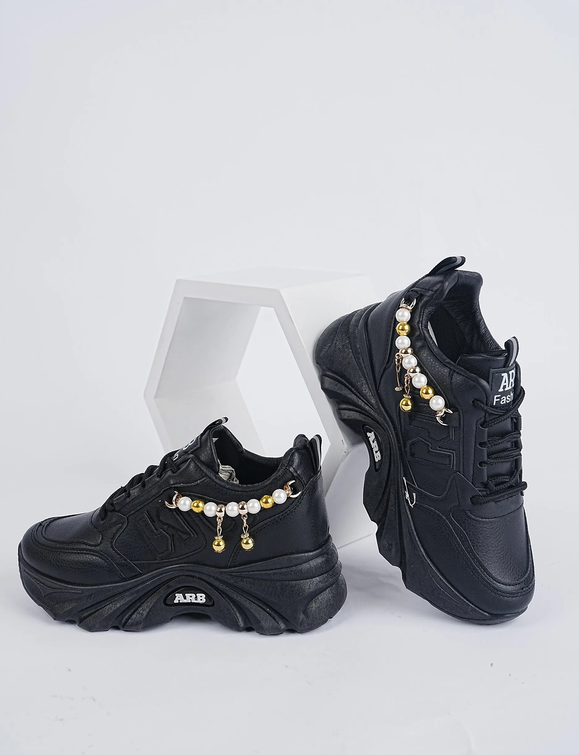 Blush Pearl Walkers Black – Graceful Steps, Timeless Style