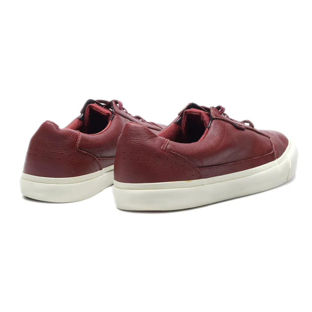 Clarks Low-Top Sneakers Leather Maroon Colour For Men