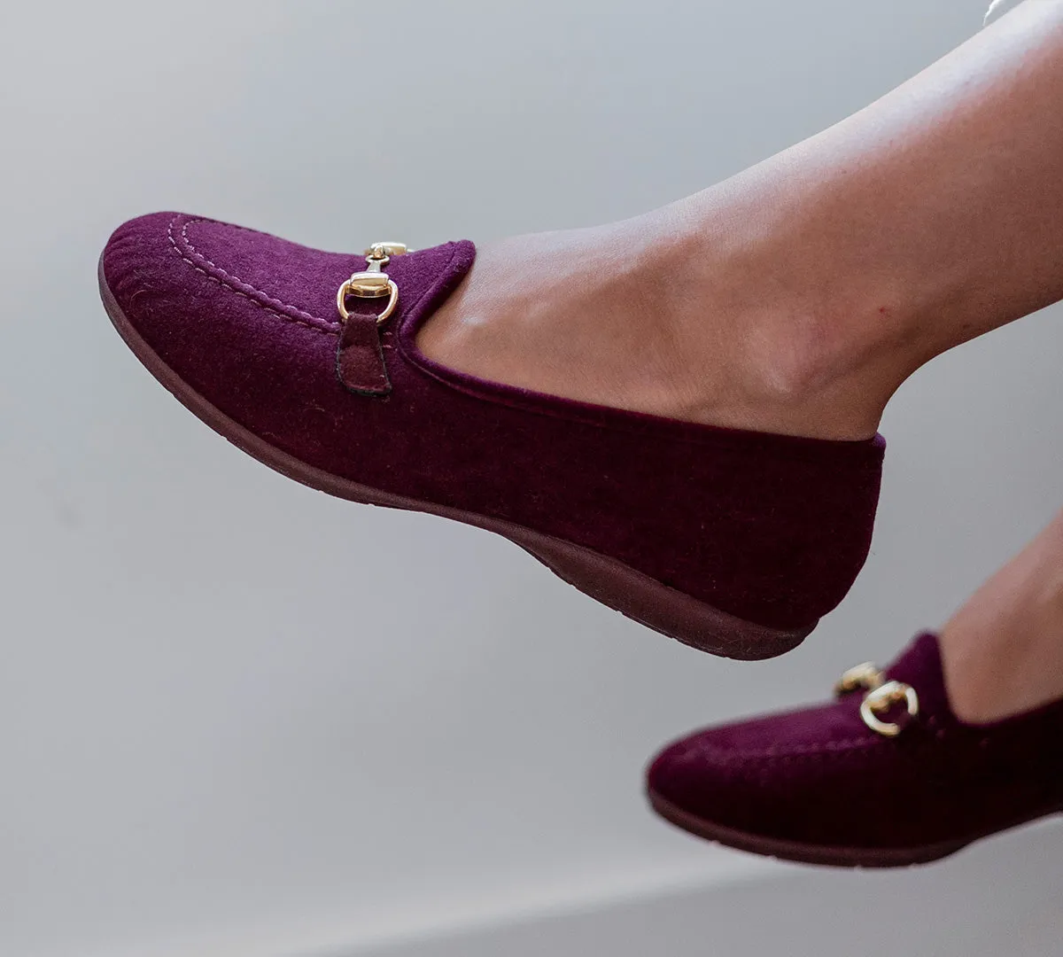Comfy Burgundy Slipper