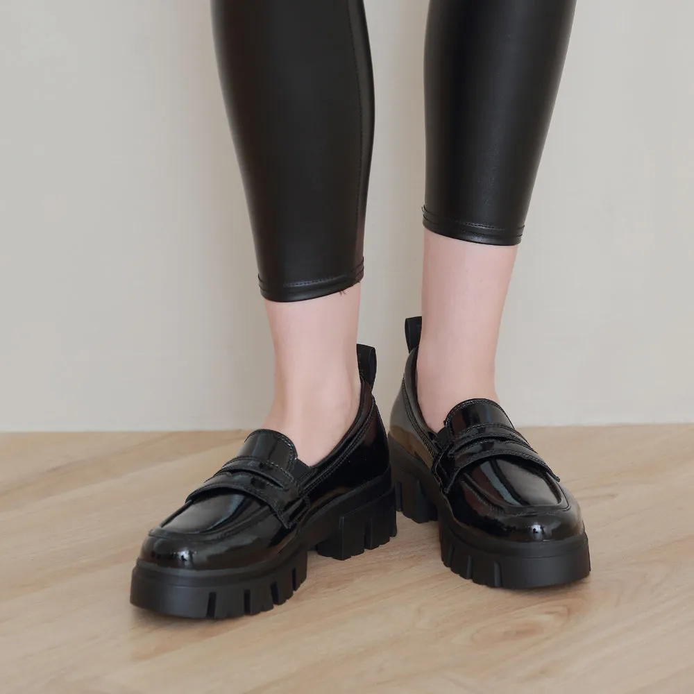 Corvara Track Sole Loafers (Vernice Nero)