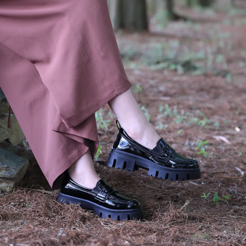 Corvara Track Sole Loafers (Vernice Nero)