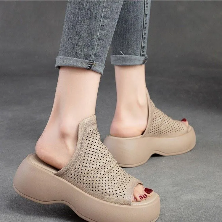 Handmade breathable leather retro slippers