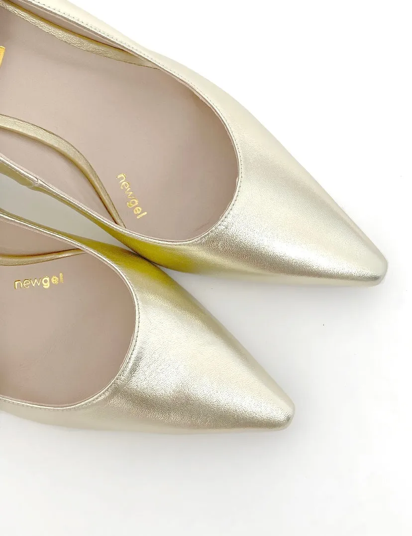 Lodi - Jona Gold Leather Court with a Kitten heel
