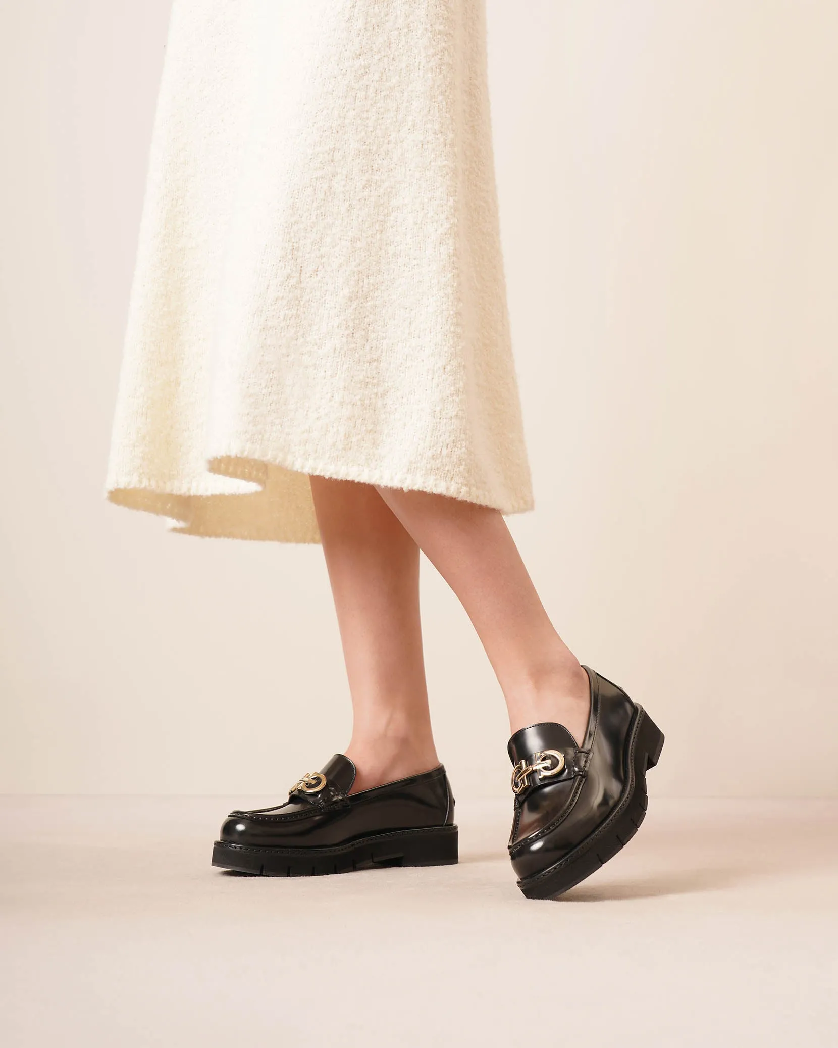 Ofelia lug black moccasin loafers